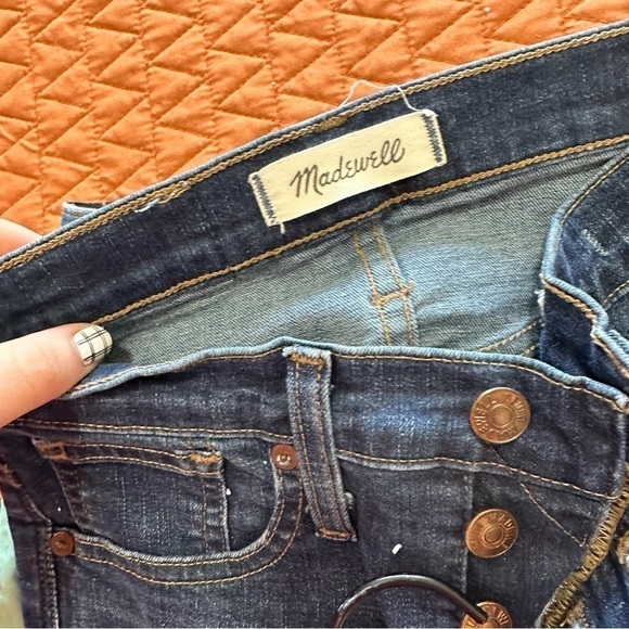 Madewell 9" Mid-Rise Skinny Jeans in Hayes Wash: Button-Front Edition size 23 - Picture 4 of 5